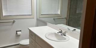 3bd 3bth Home-1 Acre on the Water! Gallery 21