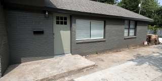 711 1/2 West Hill Street Gallery 1