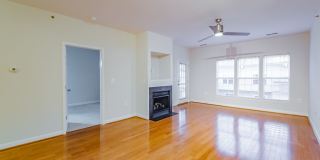 Spacious 3 Bed 2 Bath Condo With Balcony In Sought After Summerfield at Brambleton Gallery 4