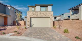 Charming Two-Story Home Near Summerlin Gallery 1