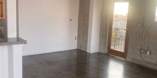 1610 W 7th St Gallery 10