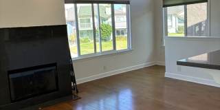2+2+Loft+Rooftop Deck Upstairs Unit on Hollywood Beach, Oxnard, CA Gallery 10