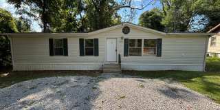3 bed 2 bath home for rent in Belleville Gallery 1