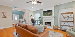 Spacious 3BR Home in Alpharetta, Avalon and North Fulton Medical Spacious 3BR Home in Alpharetta, Avalon and North Fulton Medical Gallery 1