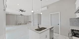 882 BAY POINT DRIVE Gallery 49