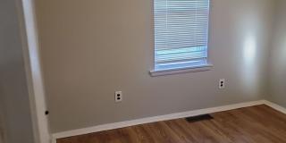 Coming soon-3 bedroom house with garage and basement Gallery 7