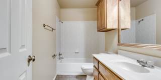 Lone Oak Ridge + Gated Community + 4 beds/2.5 Baths + Storm Shelter + Deer Creek Schools Gallery 26