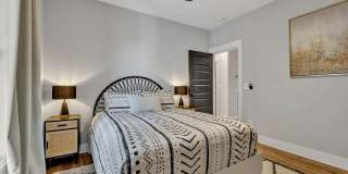 Gorgeous FULLY FURNISHED Home Just Off Charlotte Ave. Gallery 32