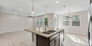 16280 Oakview Drive Gallery 8