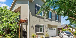 1419 Flickinger Ave Gallery 1