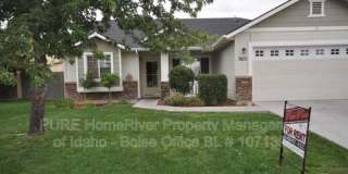 3872 N Weston Ave Gallery 1