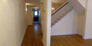 522 1/2 North 1st Street Gallery 45