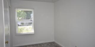 751 5th Street Gallery 11