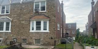 Beautiful Renovated 3BR Twin in Castor Gardens Neighborhood Gallery 1