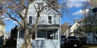 Spacious Home in a Great Neighborhood Gallery 1