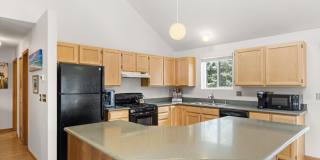 382 Summit Drive Gallery 6