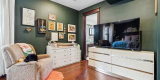 3106 W Lyndale Street Gallery 7
