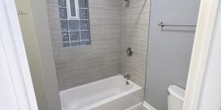 3140 W Fulton Street Gallery 8