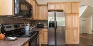 Beautifully FURNISHED MONTHLY RENTAL Home, within Walking Distance to Deschutes River Trail, a Great Location! Beautifully FURNISHED MONTHLY RENTAL Home, within Walking Distance to Deschutes River Trail, a Great Location! Gallery 5