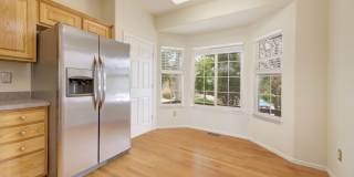 Westside Gem with Mountain Views, Hardwood Floors & AC! Gallery 9