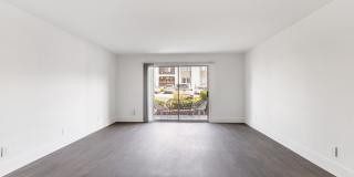 Royal Arms of Green Hills Gallery 5