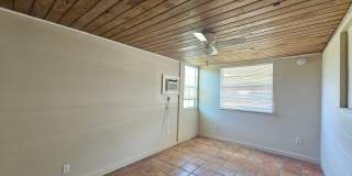 ADORABLE 3 Bedroom, 1 Bath  Block House with a fenced yard in Lakeland *Available Now* Gallery 17