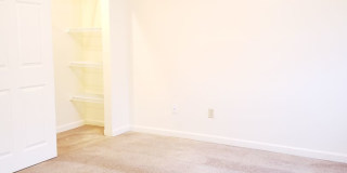 909 Gellatly St. Gallery 22