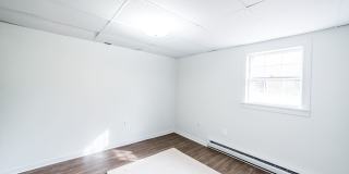 4 Bedroom || 3 Bathroom Home with Finished Basement Gallery 13