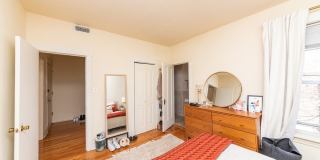 3411 North Elaine Place Gallery 6