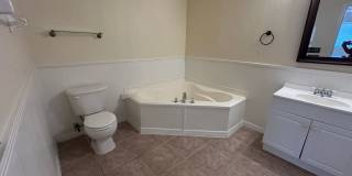 Unique 3/2 + Den home in great location Gallery 14