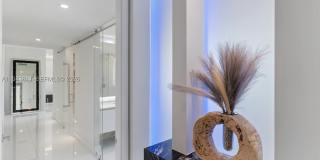 600 Coral Way Gallery 27