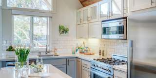 The Cove at Tiburon Gallery 1