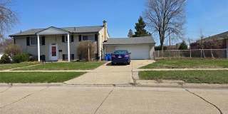 27592 STRATHMOOR Drive Gallery 1