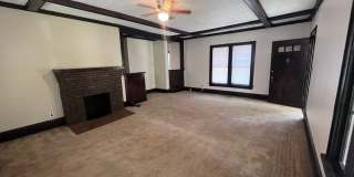 Adorable 2 Bedroom 1 Bathroom Gallery 4