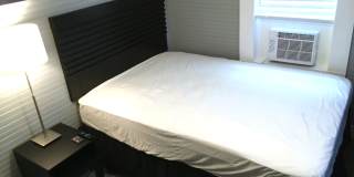 304 North Keech Street - Room 4 Gallery 3