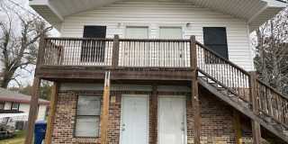Efficiency Downstairs Apartment in Sulphur, La Gallery 1