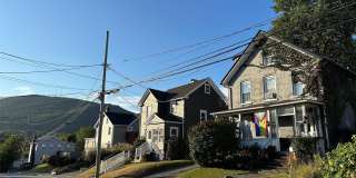 369 Verplanck Avenue Gallery 1