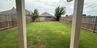 3 Bed 2.5 Bath 2 Car Garage Gallery 35