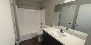 The James Apartments Gallery 13