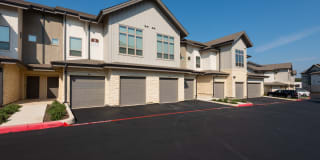 Ironridge at Hill Country Village Gallery 92