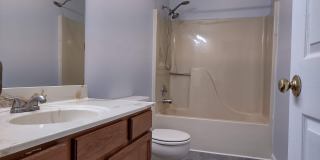 2 bedroom 1.5 bath condo near ETSU Gallery 26