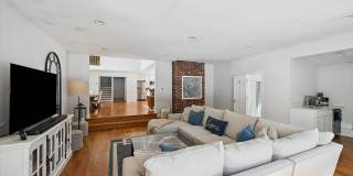 4 STUART CT Gallery 9