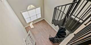 1115 ESTANCIA WOODS LOOP Gallery 64