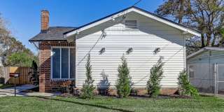 Charming, fully renovated 3-bedroom, 1-bathroom Murray Hill bungalow offering 1,134 square feet of living space Gallery 1
