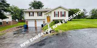 "Stunning 3-Bed Home with Modern Finishes, Spacious Yard, and Quiet Cul-De-Sac Location!" Gallery 3