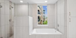 Society at Laurens Gallery 28