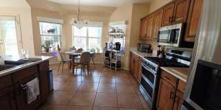 Stunning 4 bedroom, 3 bath home in West El Paso! NO APPLICATION OR ADMIN FEE! Gallery 9