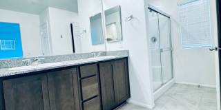 AMAZING, CORNER LOT, UPGRADED TOWNHOME IN "HENDERSON!!"  NEXT DOOR TO COMMUNITY DOG PARK!! Gallery 32