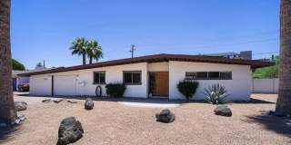 7501 E MINNEZONA Avenue Gallery 1