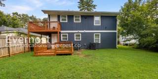 1408 Lyle Avenue Gallery 15